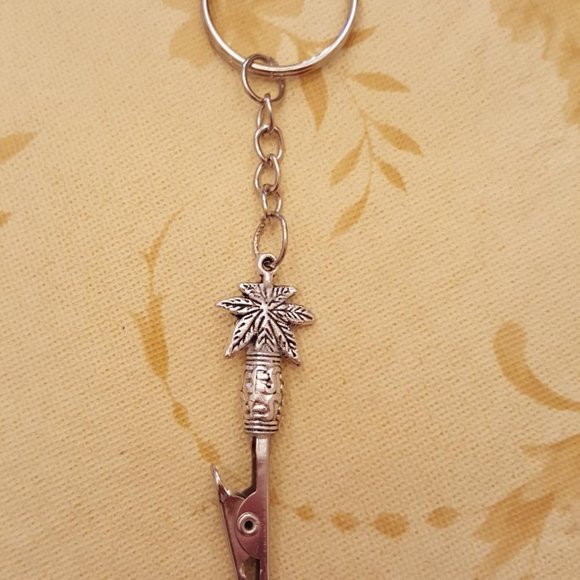 New! Steampunk Pot Leaf Roach Clip and Key Chain - Picture 5 of 5